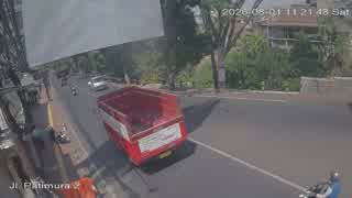 Pertigaan Pasar Induk Among Tani (Dishub)